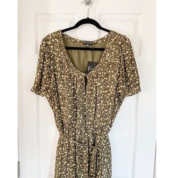 NWT B Collection By Bobeau Curvy Green Dress - Picture 4 of 6